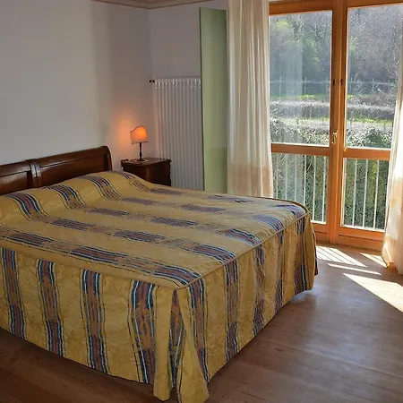 Casa Alla Rocca Villa Garda (Verona)